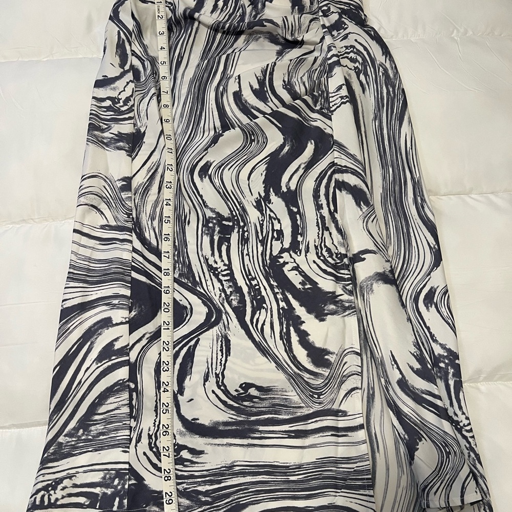 Marble Print Maxi Skirt in Navy and White